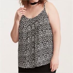 Torrid Black and White Geometric Print Georgette Camisole